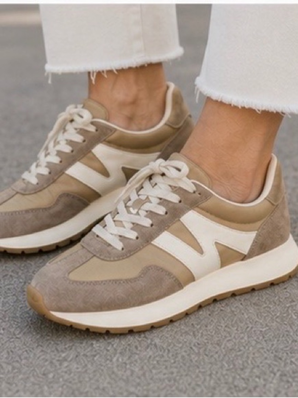 Somiliss Neutral Beige & White Women's Casual Sneakers